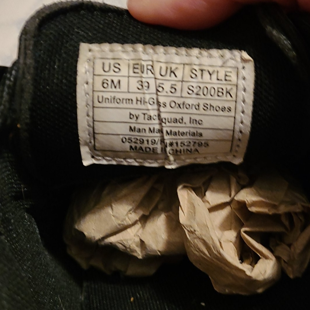 Shoes - Picture 4 of 4